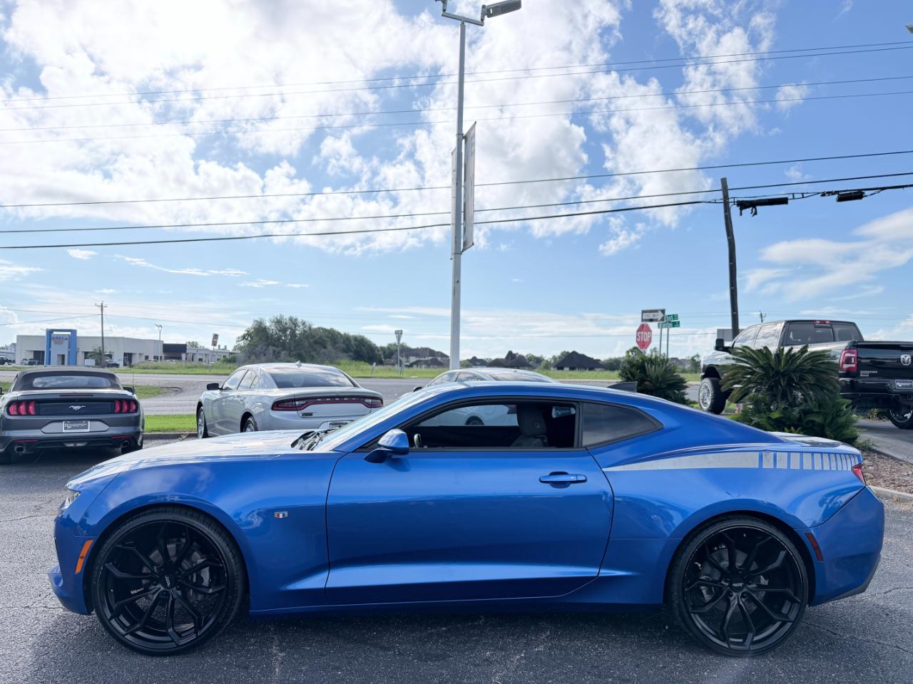 Chevrolet Camaro 2dr Cpe 1LT 2018