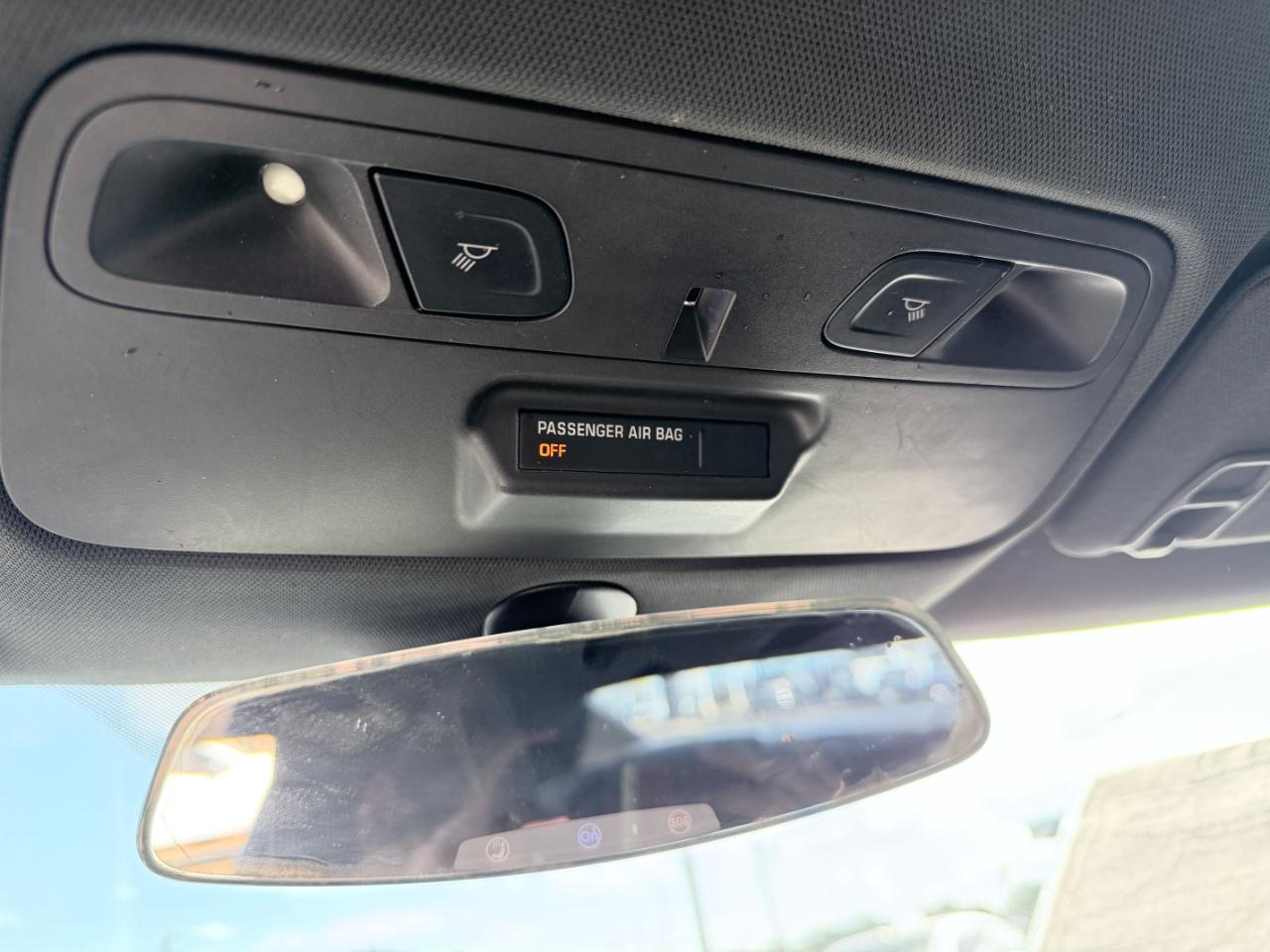 Chevrolet Camaro 2dr Cpe 1LT 2018