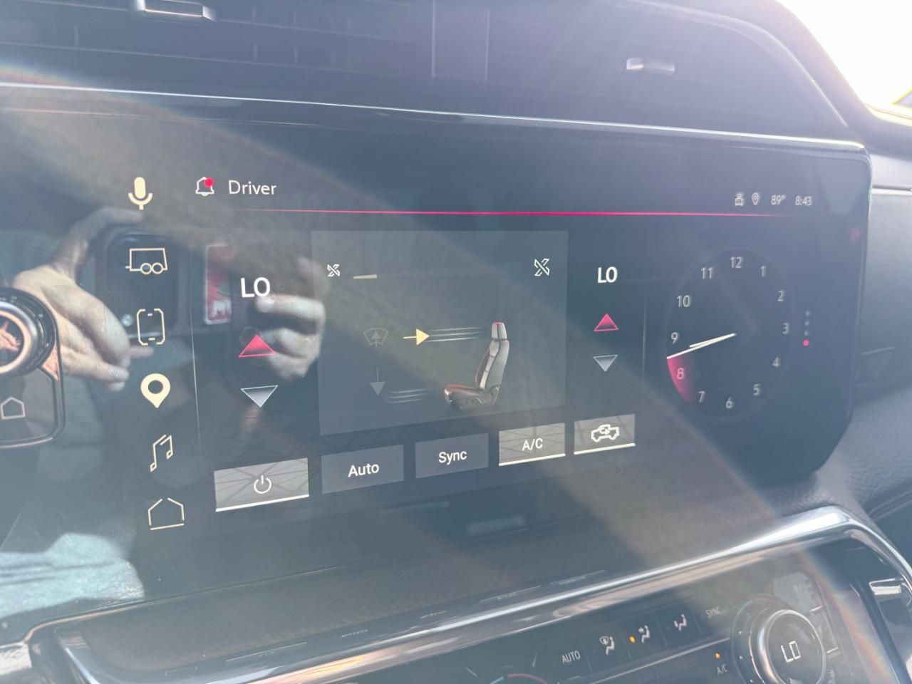 GMC Sierra 1500 4WD Crew Cab 147" Denali 2024