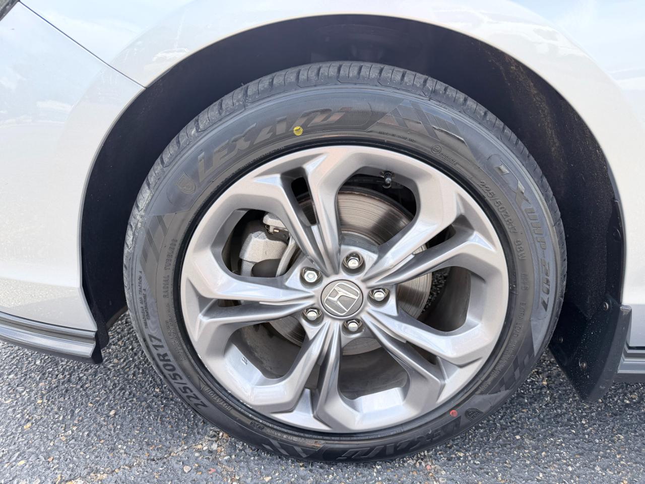 Honda Accord Sedan EX CVT 2024