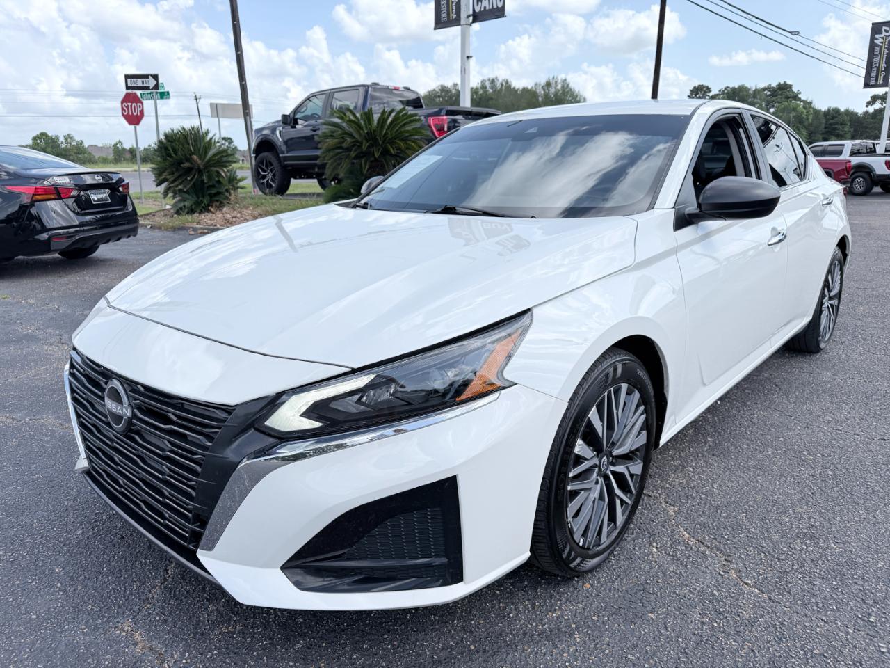 Nissan Altima SV FWD 2025