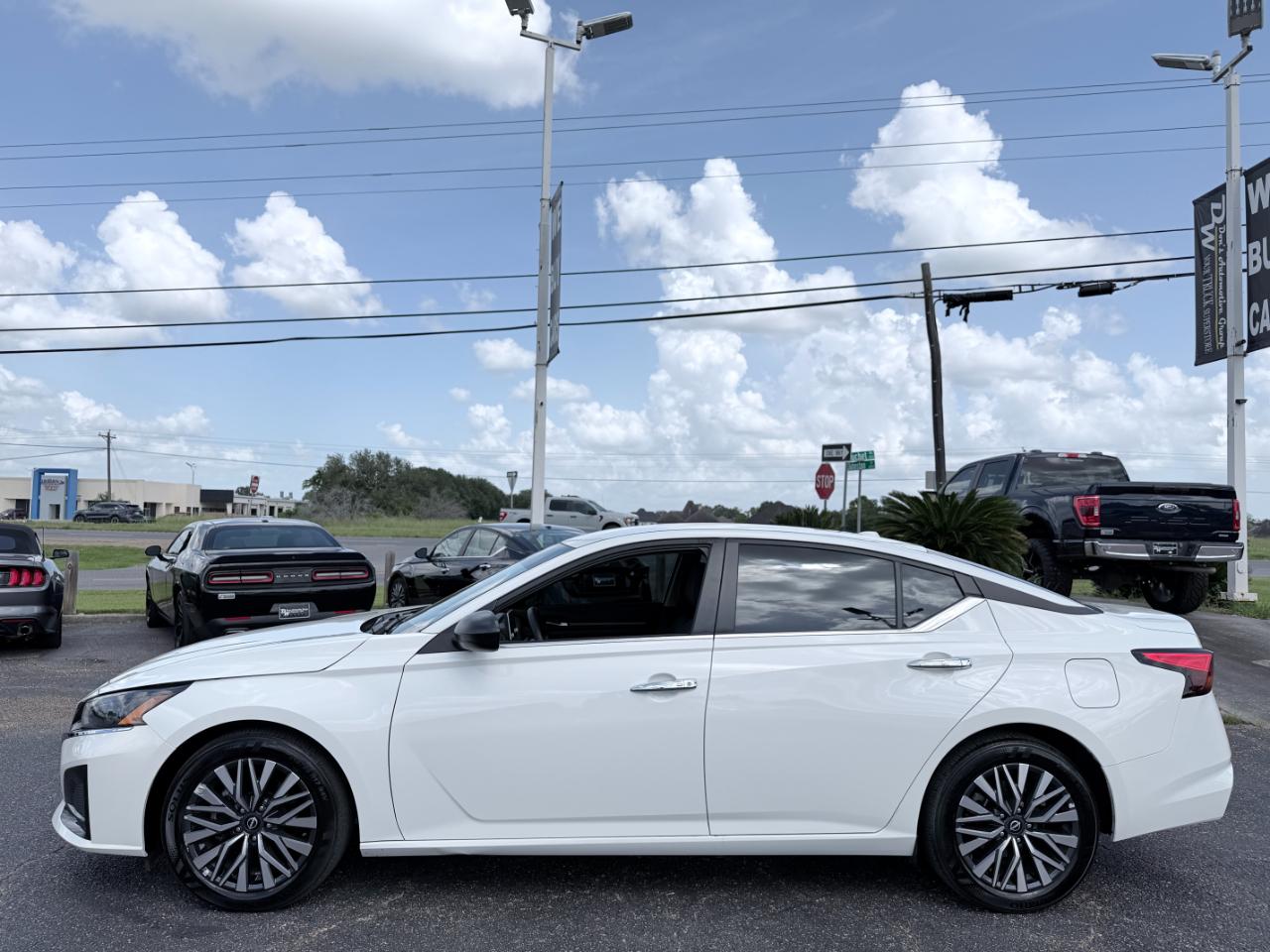 Nissan Altima SV FWD 2025