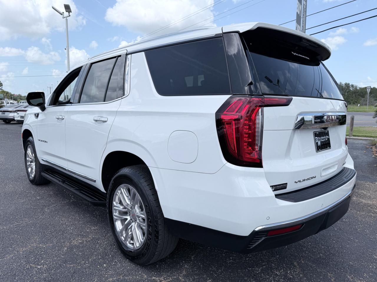 GMC Yukon 2WD 4dr SLT 2023