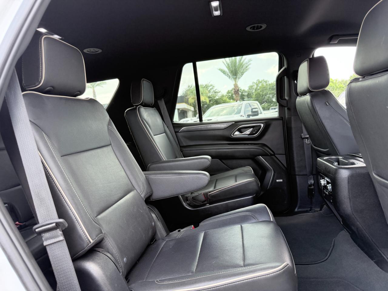 GMC Yukon 2WD 4dr SLT 2023