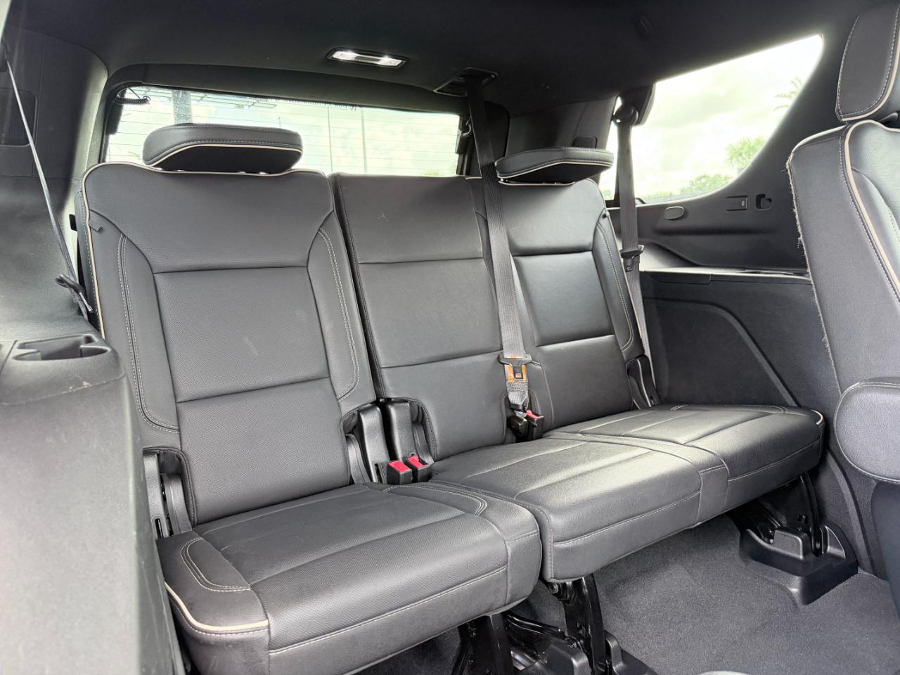 GMC Yukon 2WD 4dr SLT 2023