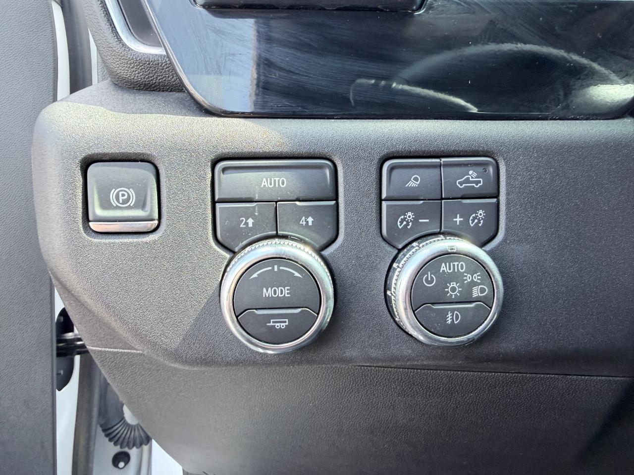 GMC Sierra 1500 4WD Crew Cab 147" SLT 2026
