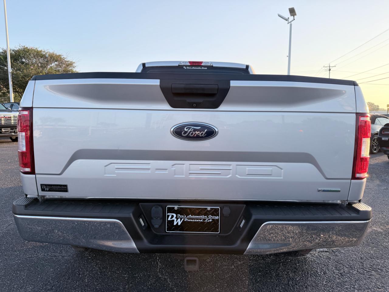 Ford F-150 XL 2WD Reg Cab 8' Box 2018