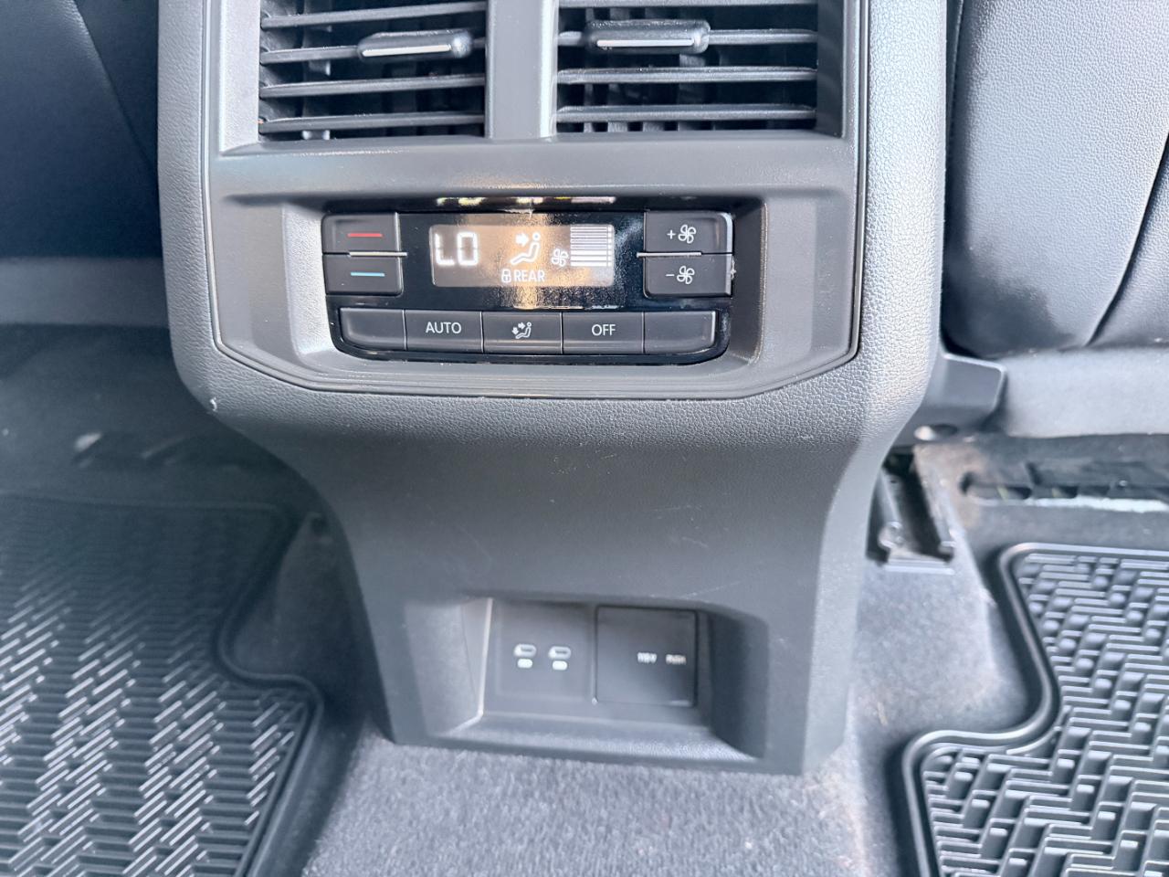 Volkswagen Atlas 3.6L V6 SE w/Technology 4MOTION 2022