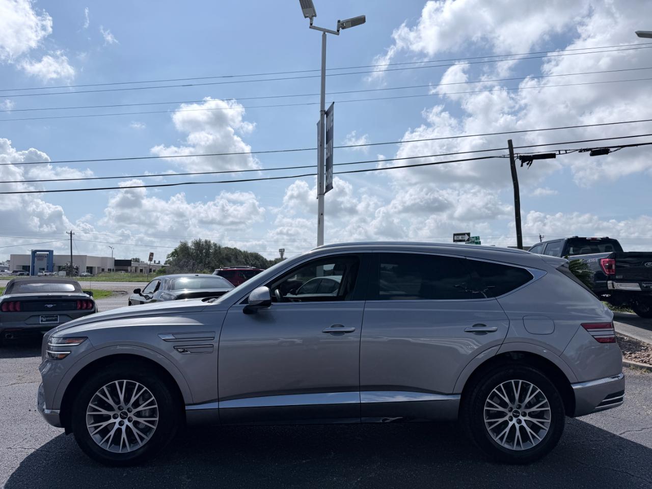 Genesis GV80 2.5T Standard AWD 2025