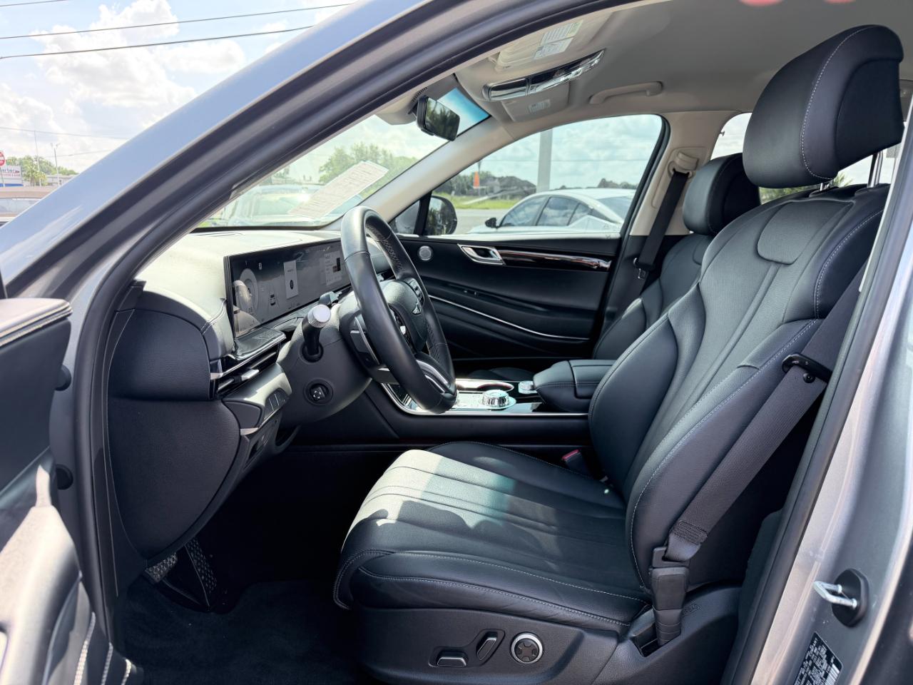 Genesis GV80 2.5T Standard AWD 2025