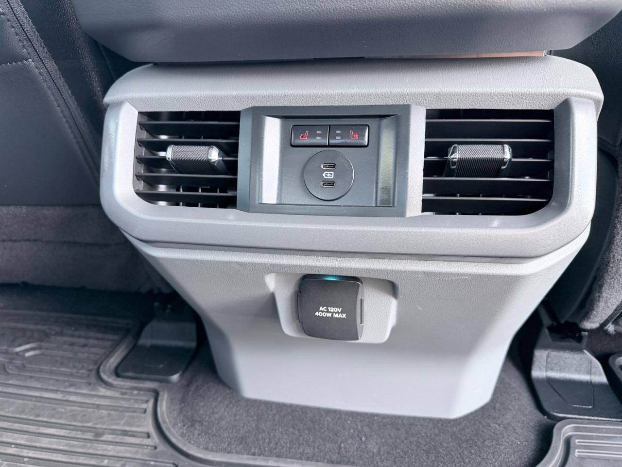 Ford F-150 Lariat 4WD SuperCrew 5.5' Box 2025