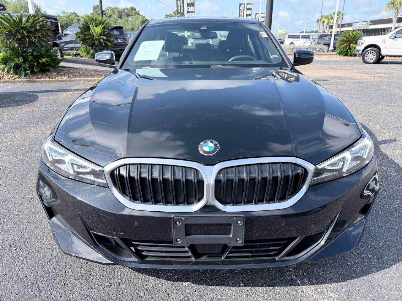 BMW 3 Series 330i xDrive Sedan 2025