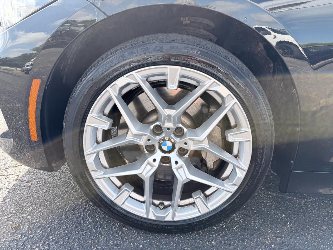 BMW 3 Series 330i xDrive Sedan 2025