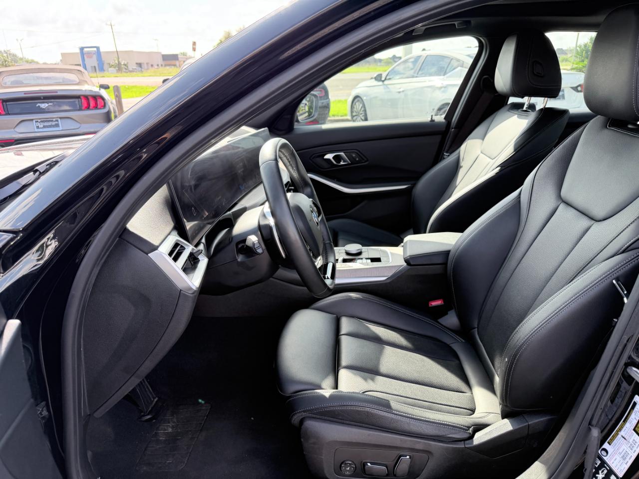 BMW 3 Series 330i xDrive Sedan 2025