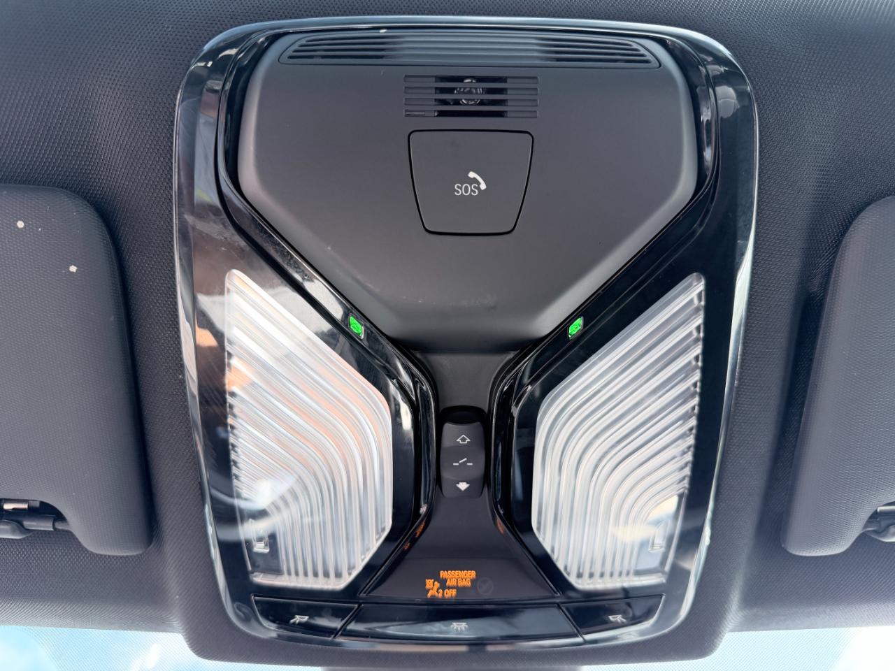 BMW 3 Series 330i xDrive Sedan 2025