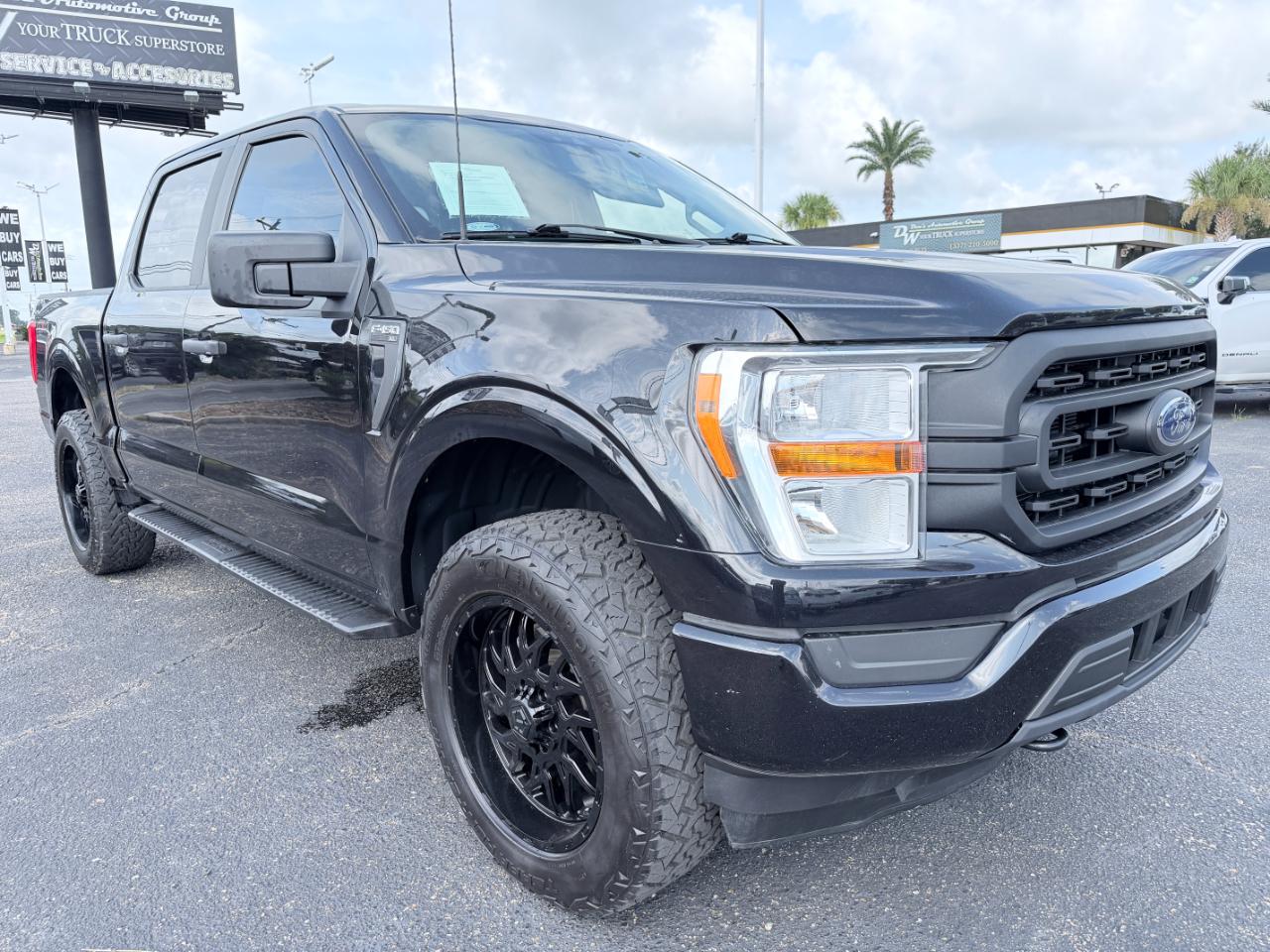 Ford F-150 XL 4WD SuperCrew 5.5' Box 2022