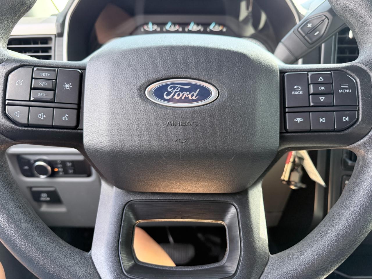 Ford F-150 XL 4WD SuperCrew 5.5' Box 2022