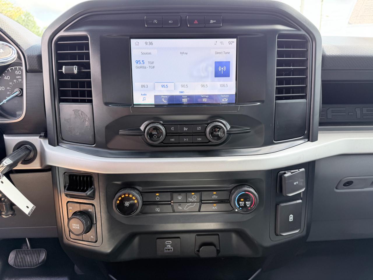 Ford F-150 XL 4WD SuperCrew 5.5' Box 2022