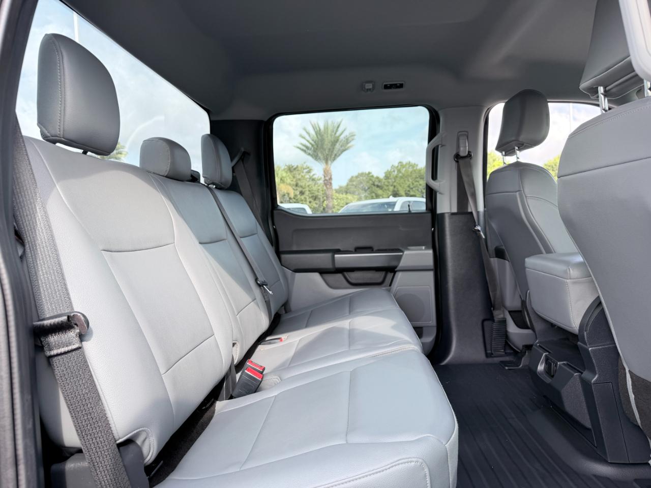 Ford F-150 XL 4WD SuperCrew 5.5' Box 2022