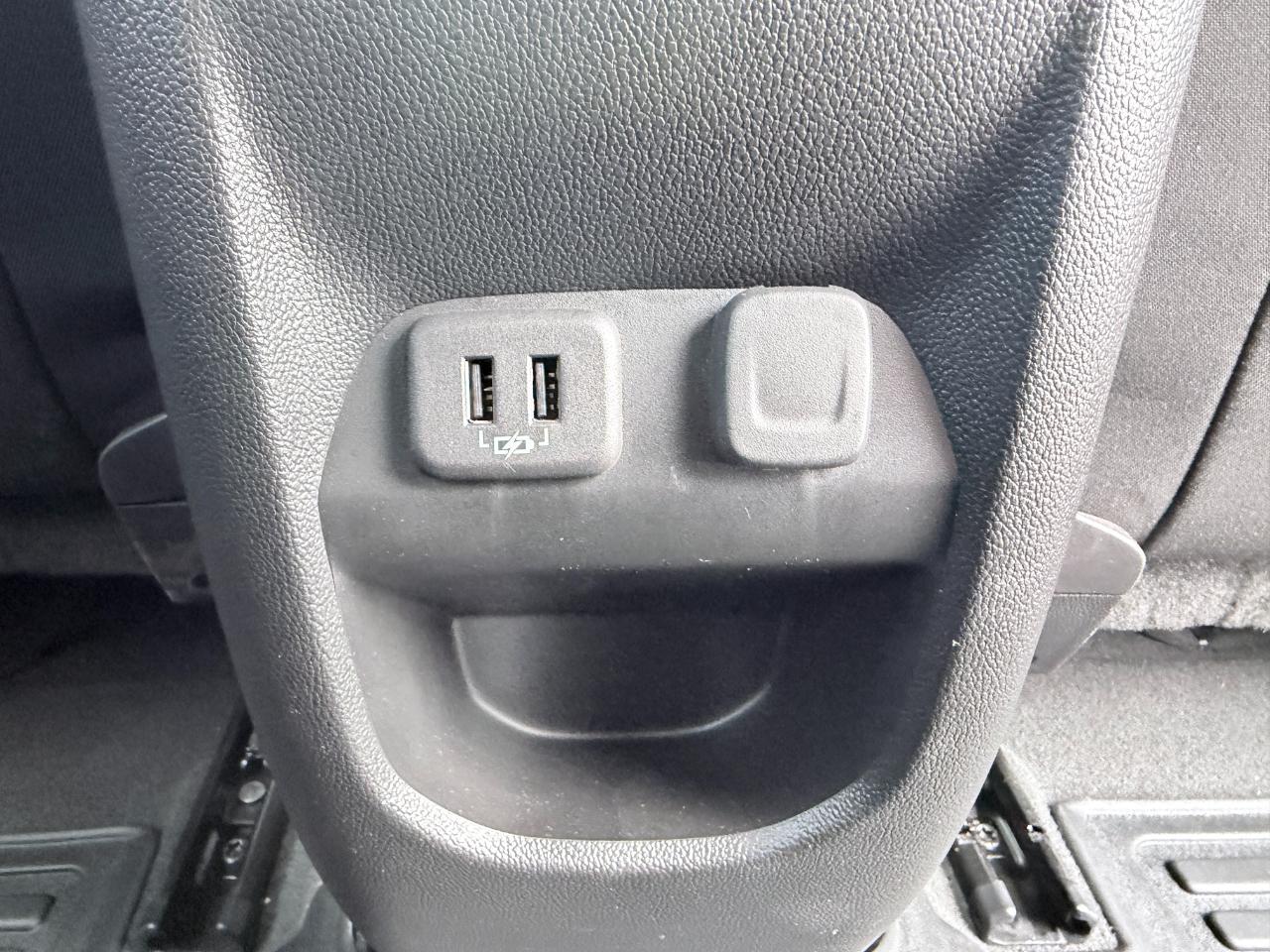 GMC Canyon 2WD Crew Cab 128" Elevation 2022