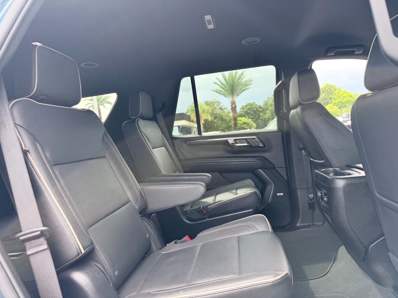 Chevrolet Tahoe 2WD 4dr Premier 2025
