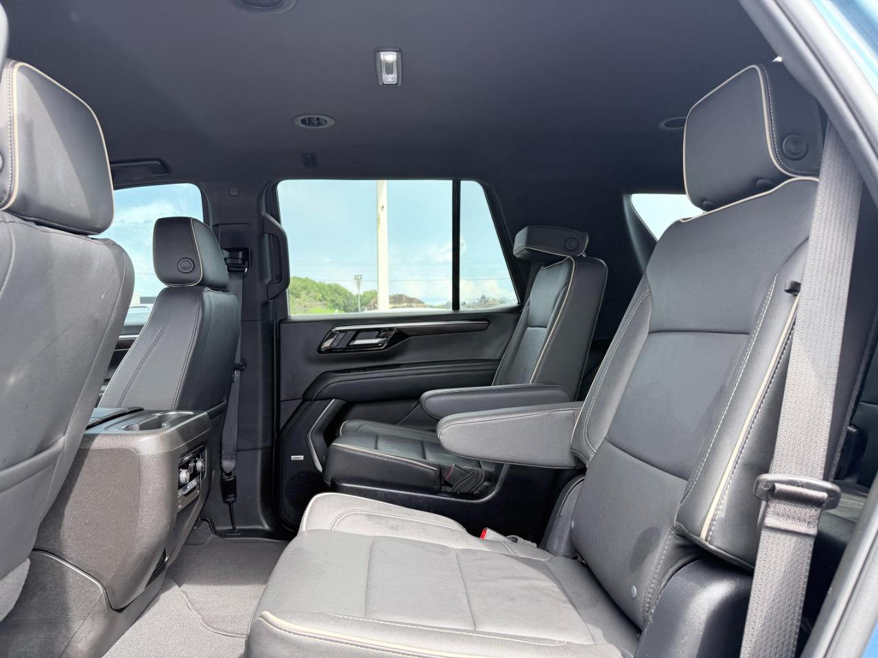 Chevrolet Tahoe 2WD 4dr Premier 2025