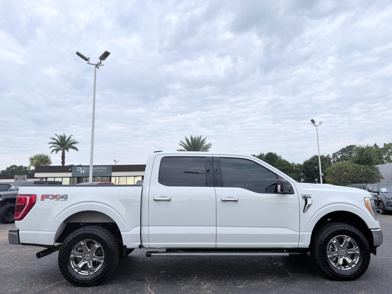 Ford F-150 XLT 4WD SuperCrew 5.5' Box 2021