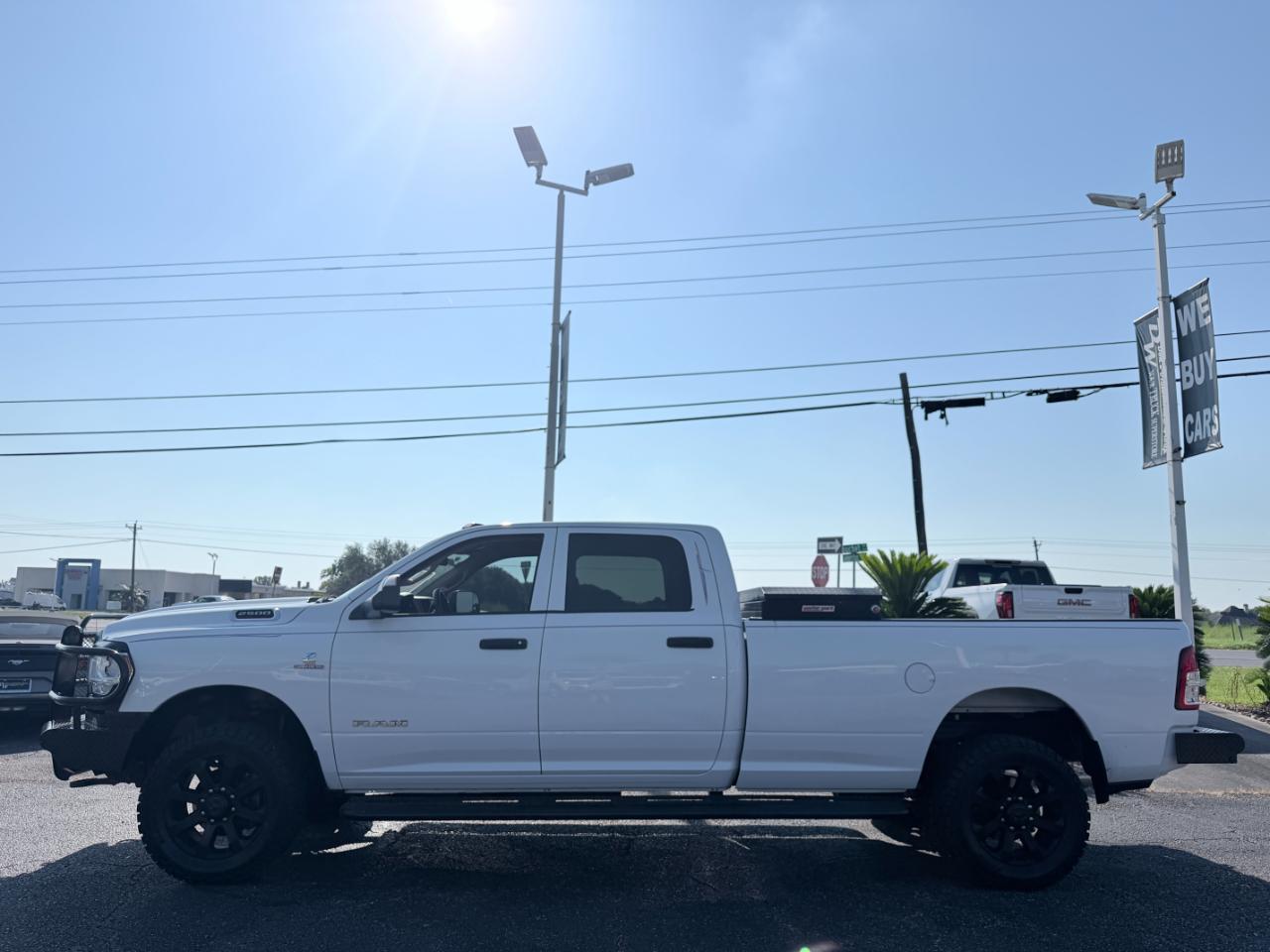 RAM 2500 Tradesman 4x4 Crew Cab 8' Box 2020