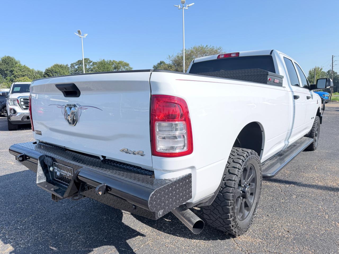 RAM 2500 Tradesman 4x4 Crew Cab 8' Box 2020