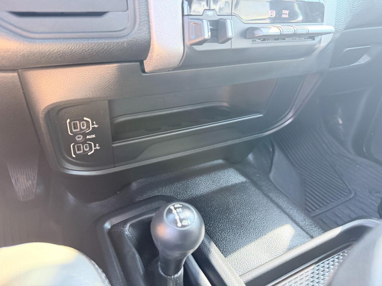 RAM 2500 Tradesman 4x4 Crew Cab 8' Box 2020
