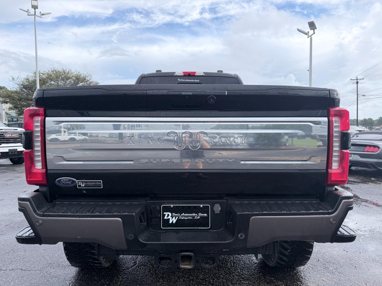Ford Super Duty F-250 SRW King Ranch 4WD Crew Cab 8' Box 2023