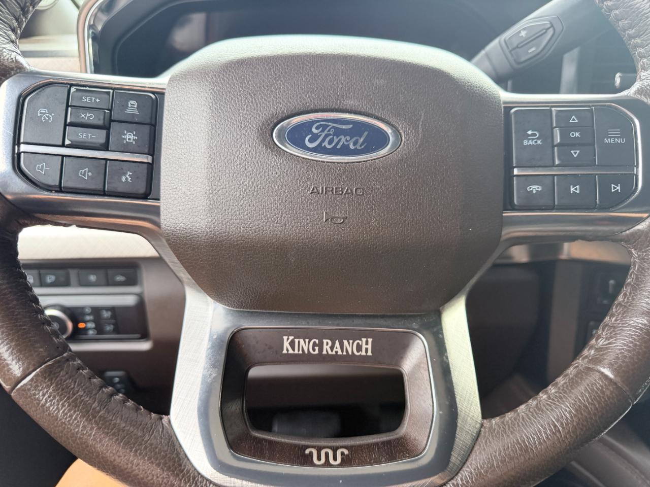 Ford Super Duty F-250 SRW King Ranch 4WD Crew Cab 8' Box 2023