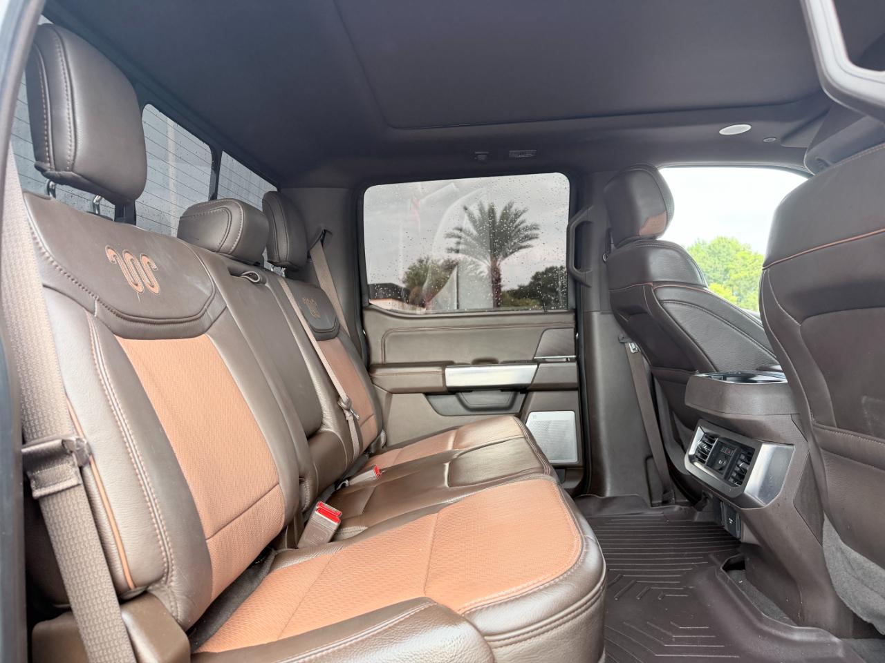 Ford Super Duty F-250 SRW King Ranch 4WD Crew Cab 8' Box 2023