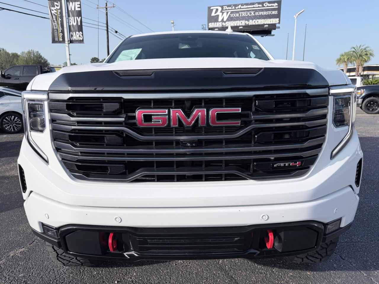 GMC Sierra 1500 4WD Crew Cab 147" AT4 2025