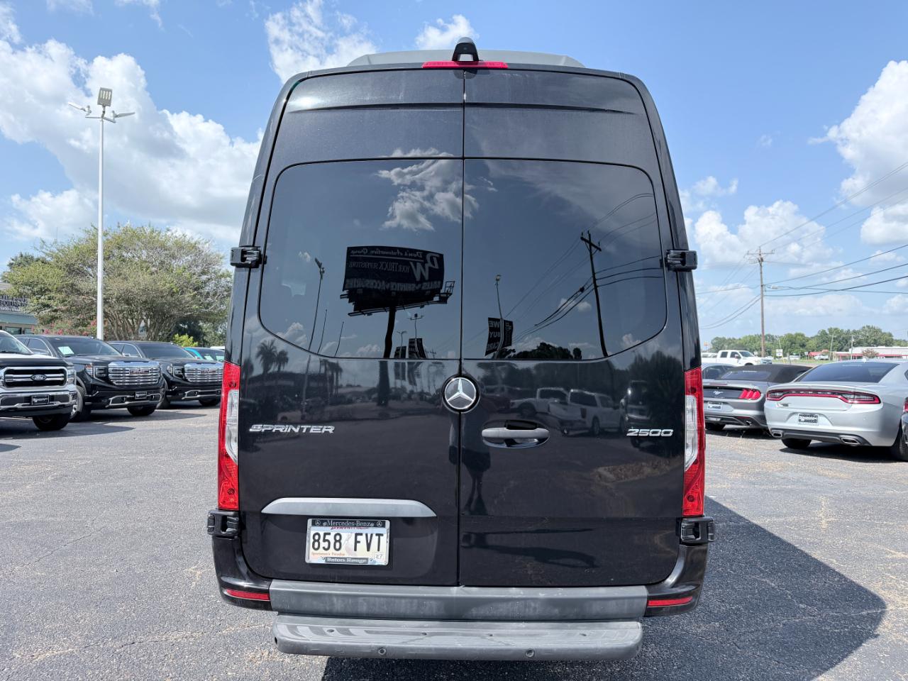Mercedes-Benz Sprinter Passenger Van 2500 High Roof I4 Diesel HO 170" RWD 2023