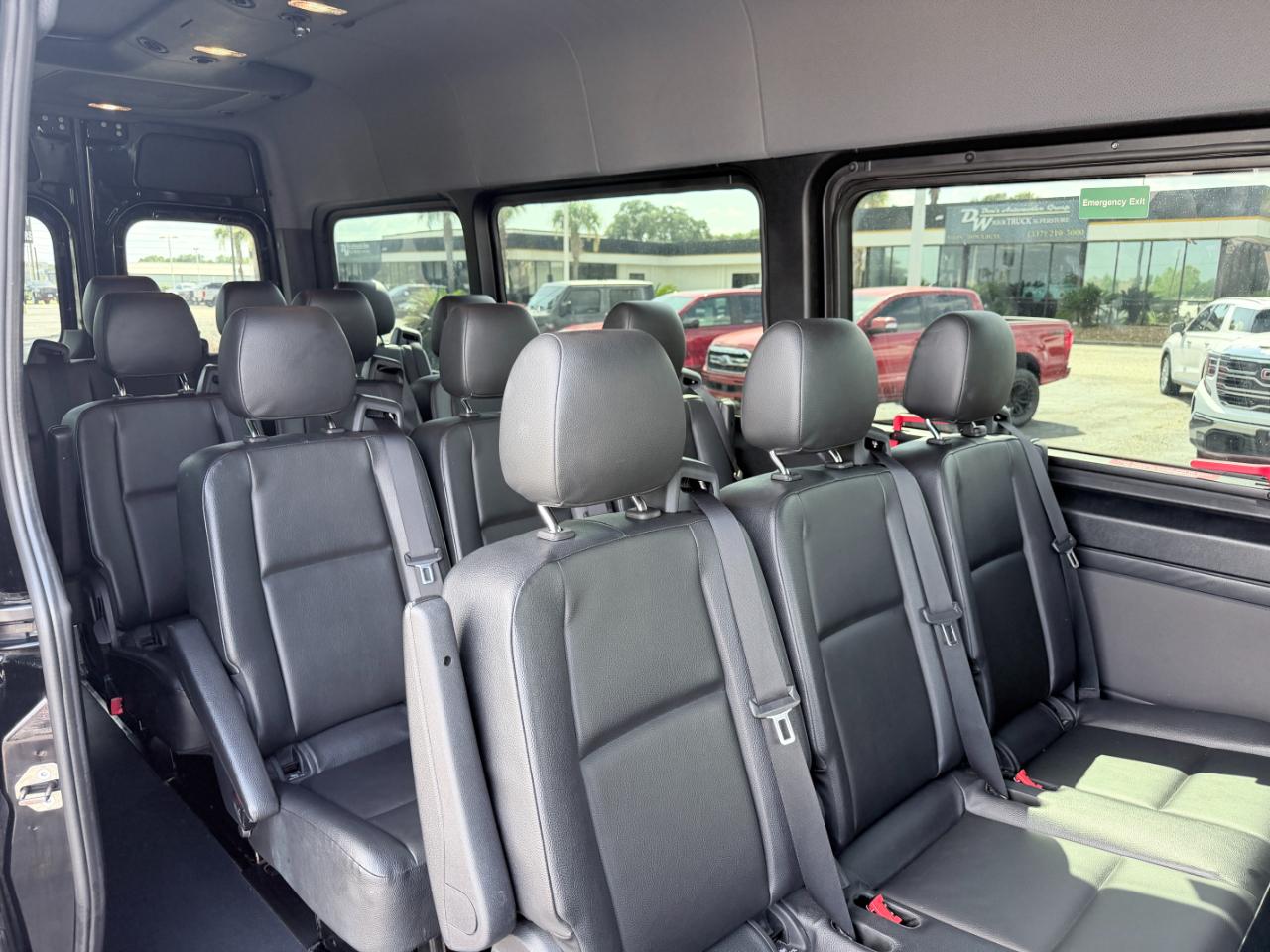Mercedes-Benz Sprinter Passenger Van 2500 High Roof I4 Diesel HO 170" RWD 2023