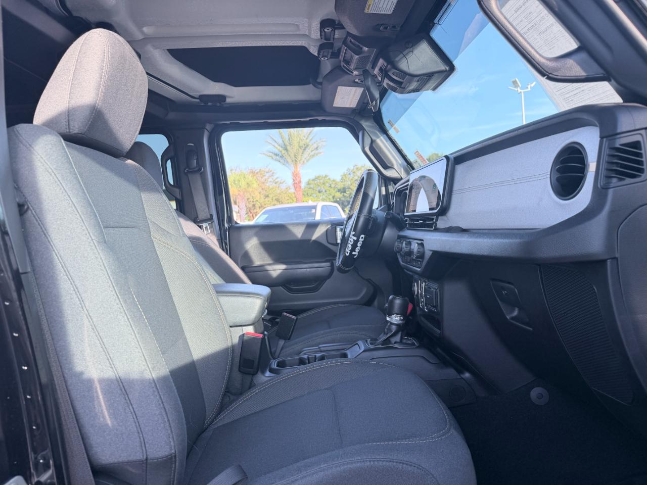 Jeep Gladiator Sport S 4x4 2024