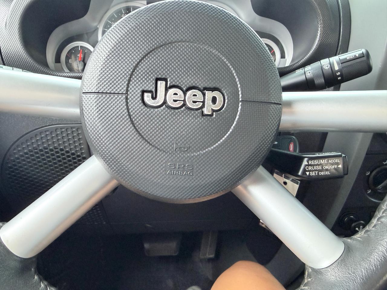 Jeep Wrangler 4WD 2dr Sahara 2010