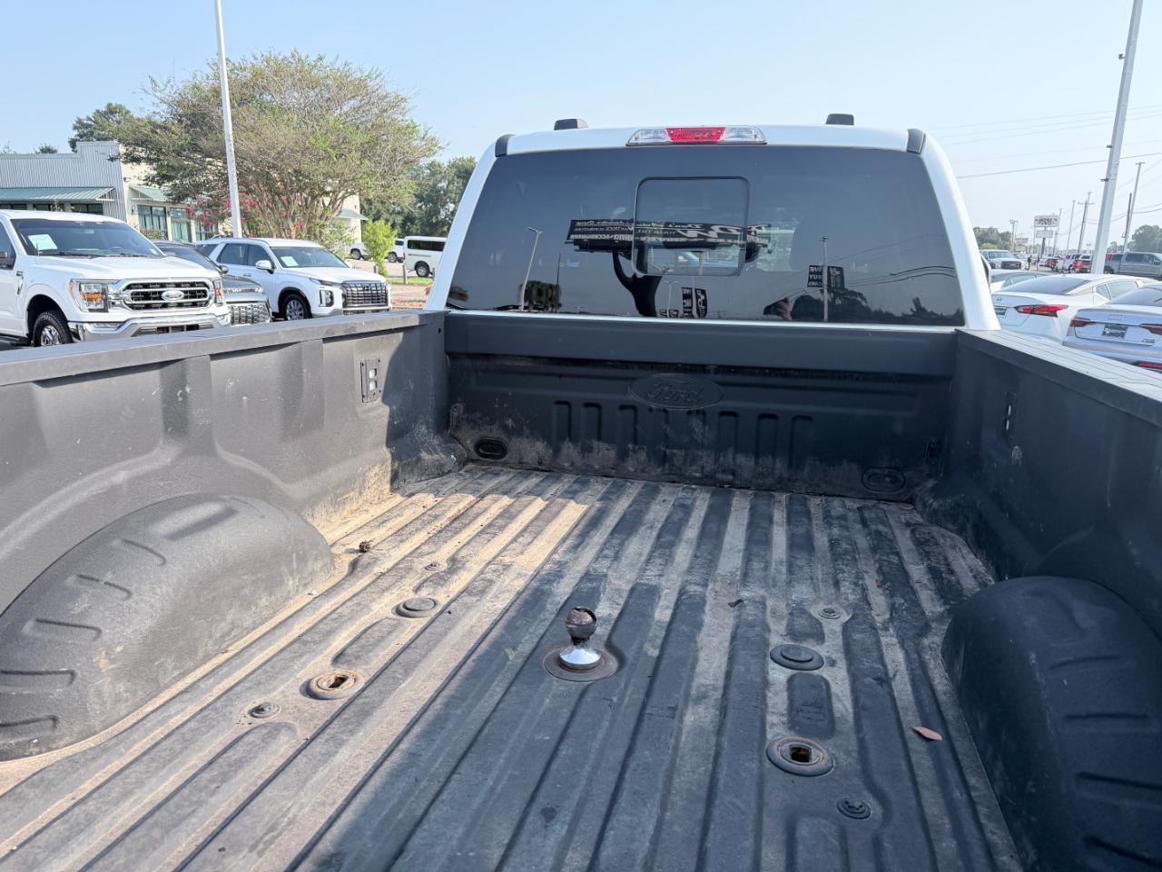 Ford Super Duty F-350 DRW XL 4WD Crew Cab 8' Box 2024