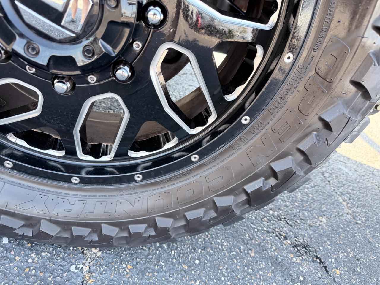 Ford Super Duty F-350 DRW Lariat 4WD Crew Cab 8' Box 2019