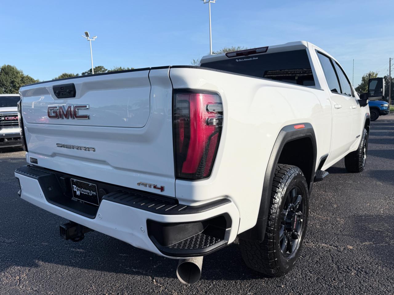 GMC Sierra 2500HD 4WD Crew Cab 159" AT4 2025
