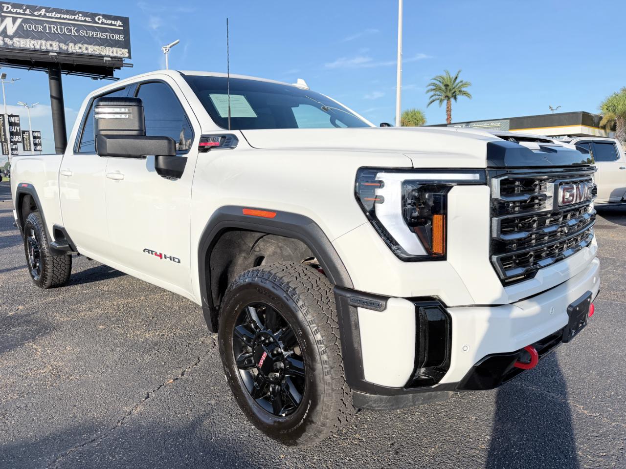 GMC Sierra 2500HD 4WD Crew Cab 159" AT4 2025
