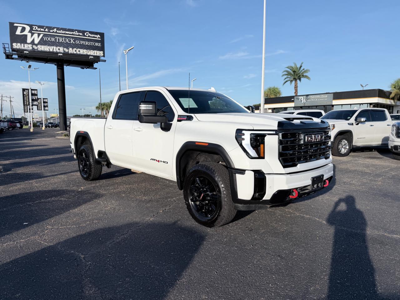 GMC Sierra 2500HD 4WD Crew Cab 159" AT4 2025