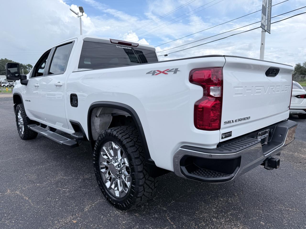 Chevrolet Silverado 2500HD 4WD Crew Cab 159" LT 2025