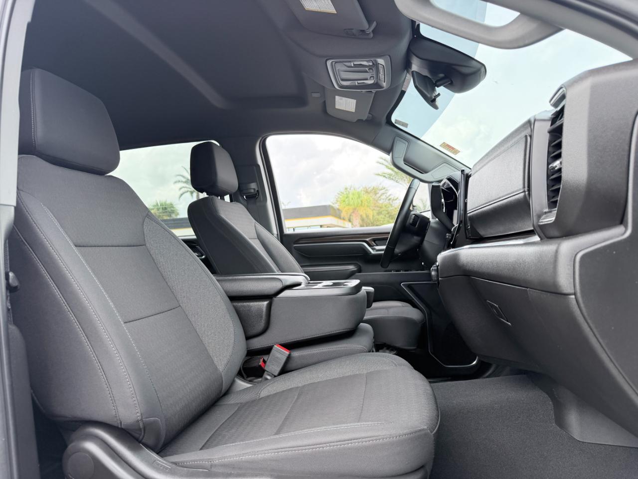 Chevrolet Silverado 2500HD 4WD Crew Cab 159" LT 2025