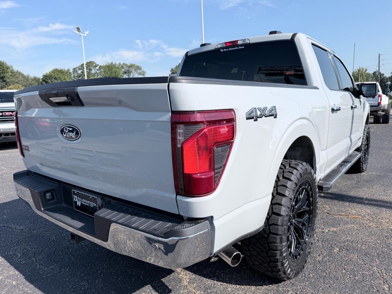 Ford F-150 XLT 4WD SuperCrew 5.5' Box 2024