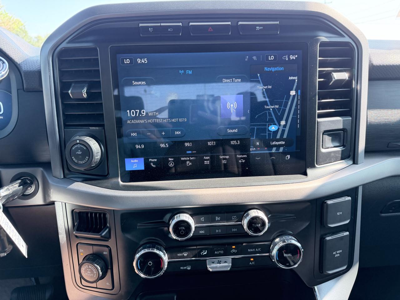 Ford F-150 XLT 4WD SuperCrew 5.5' Box 2024