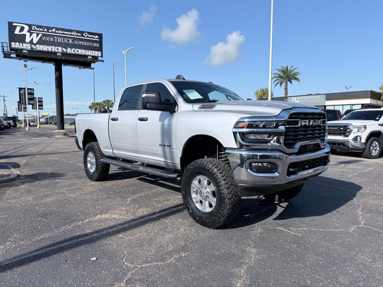 RAM 2500 Big Horn 4x4 Crew Cab 6'4" Box 2026