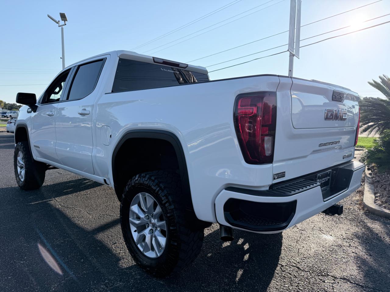 GMC Sierra 1500 2WD Crew Cab 147" Elevation 2021