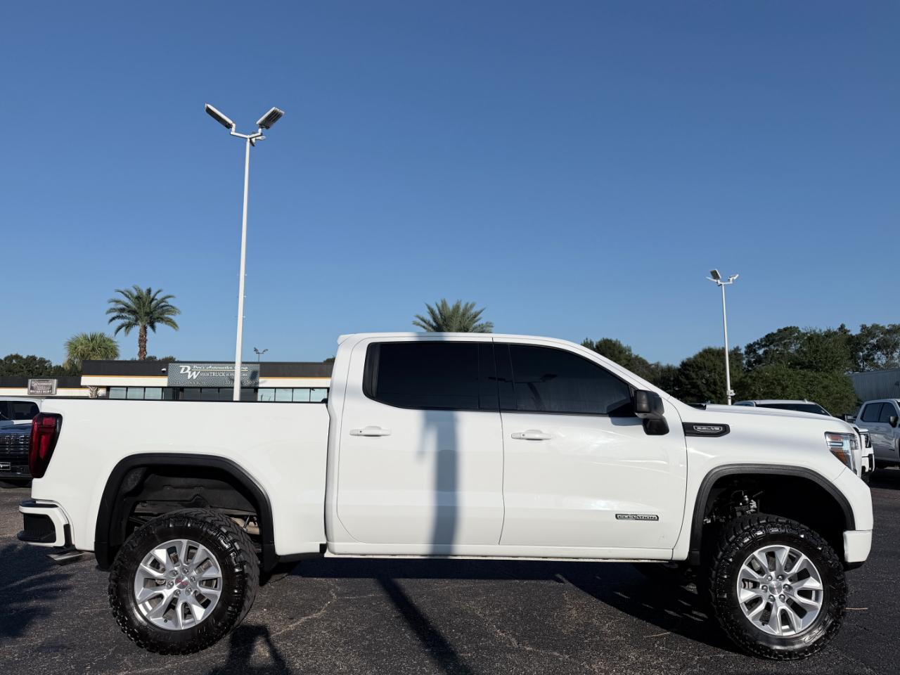 GMC Sierra 1500 2WD Crew Cab 147" Elevation 2021